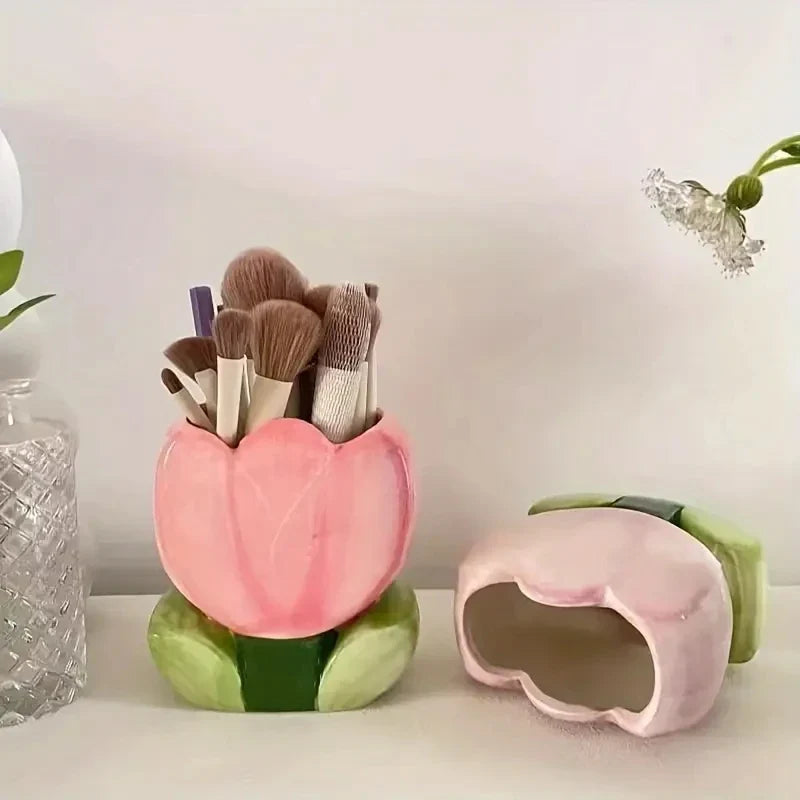 Charming Tulip Desk Organizer