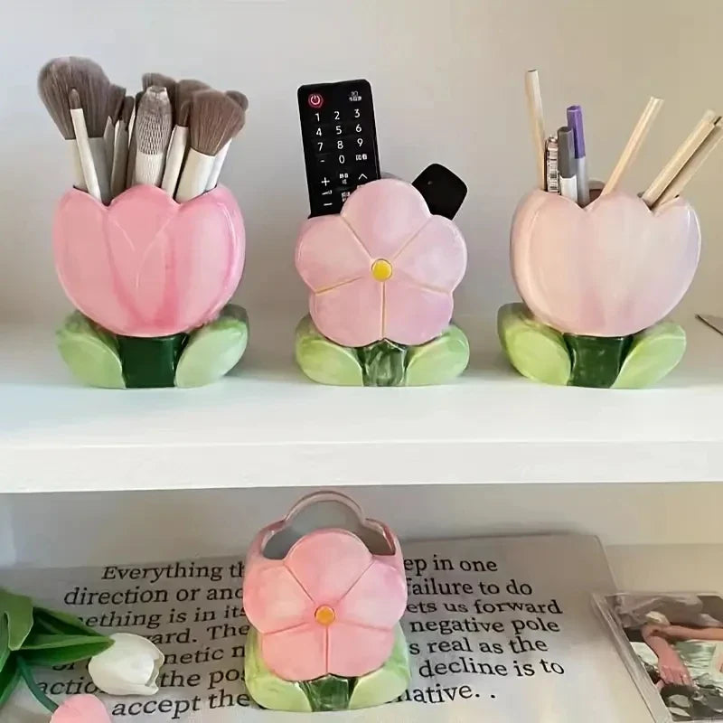 Charming Tulip Desk Organizer